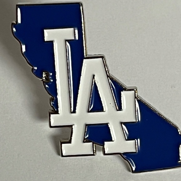 LA Dodgers California State Hat Pin Pins Hats Bag Baseball Fitted New Era Cali - Picture 2 of 6